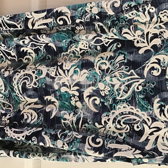 Paisley Dress - Picture 2 of 3